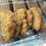 ラコマート - 料理写真:「あじしそ巻きフライ」199円也＋税。