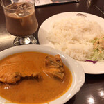 ゴングル - ゴングル(チキンカレー)