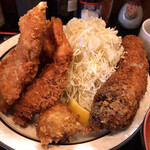 西麻布 三河屋 - 三河屋(エビフライ定食+メンチ)