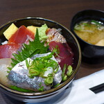 丼 万次郎 - 小田原地魚漬け丼(968円)