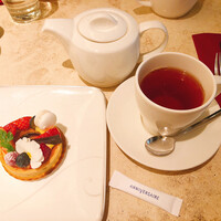 アニヴェルセル カフェ -  アニヴェルセル カフェ -