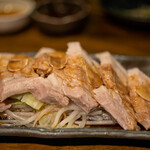 豚小家 - 2020.7 茹で豚 ニンニク醤油（680円）