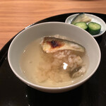 まき村 - 半分はお出汁を回し掛けて