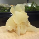 鮨屋とんぼ - ガリ