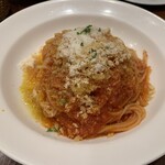 Pizzeria Gitaro - 生姜入り　辛いトマトソース　スパゲッティ