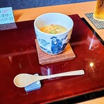 Hiraka Tombo - 器も素敵なんで蓋したまんま撮れば良かった(◞‸◟ㆀ)絶品クリームチーズ入り茶碗蒸し、手書きのお礼もグッと来ますね( ´∀`)