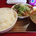 ホルモン食堂 鷹島 - ホルモン定食750円 ご飯大盛100円
