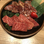 炭焼肉 石田屋。 - 