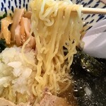 Kyuushuudanji - 醤油ラーメン　麺アップ