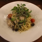 Oyster Bar MABUI - 牡蠣とクレソンのオイルパスタ