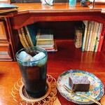 アール座読書館 - 