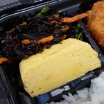 飯と酒　かど福 - コロッケ&唐揚げ弁当