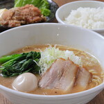 天福ラーメン - ラーメンセット　とんこつ唐揚げご飯