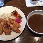 にく家のカレー - ザンギカレーレギュラー