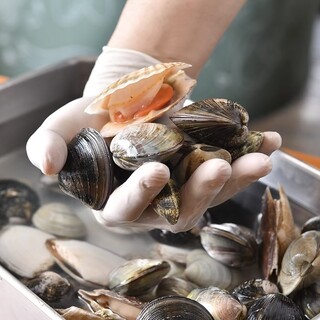 名物！貝のつかみ取り♪絶品酒蒸で！