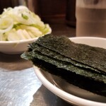 滝野川 大勝軒 - トッピングのり・ねぎ。