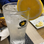 ごはんばー - せっかくなので忘れさられていたボトルでレモンサワーを作ってもらいました