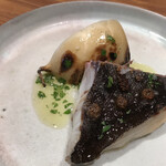 DIRETTO - イシダイのふんわりレア感も残る
      仕上がりで、薄味の魚醤のソースで
      素材を引き立ててます。