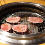 Yakiniku Kingu - 