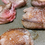 週末びっくり市 - 焼けてきた