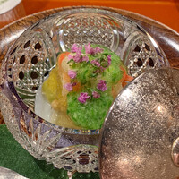 津の守坂 小柴 - 絹かわなす、ホワイトアスパラ、くるまえび、オクラジュレ仕立て