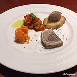 ガストロ スケゴロウ - Terrine de campagne､Carottes râpée､Ratatouille､Liver mousse w baguette