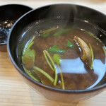 松寿司 - ⚫︎優しい赤だし。。。ありがとうヽ(；▽；)