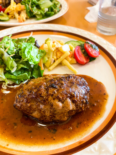 成城洋食まる まーる 成城学園前 洋食 食べログ