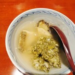 銀座 しのはら - 蒸鮑と餡の中に