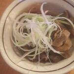 久兵衛屋 - 牛すじ煮こみ
      