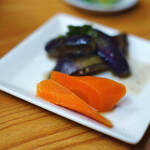 宝来家 - "煮物（にもの）"、胡蘿蔔（せりにんじん）