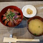 Teppan Komachi - ステーキ丼(1320円)です。