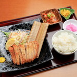 とんかつ専門店 カツアゲ屋 - 