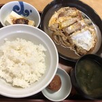 Oshokujidokoro Iroha Shokudou - かつ煮定食