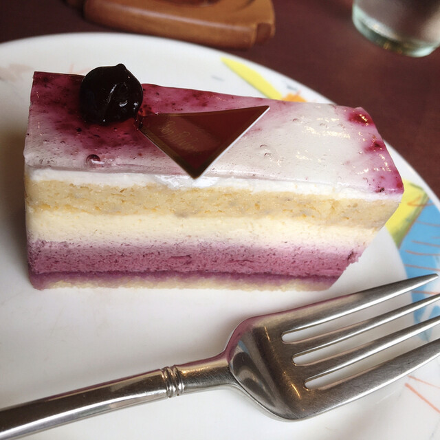 ぼん りびえーる 神楽坂 ケーキ 食べログ