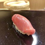 日本橋蛎殻町 すぎた - 鮪の中トロ