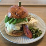 KAKUMEI Burger & cafe - 