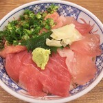 磯丸水産 - 三色丼