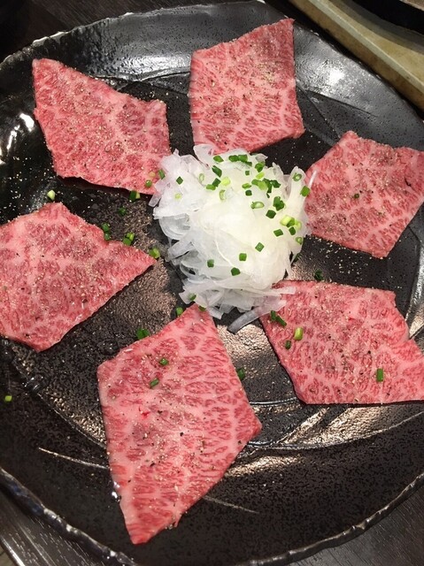 炭火焼肉 やまもと