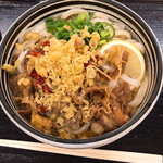 麺処 綿谷 高松店 - 牛肉ぶっかけうどん（冷）の小です。（2020.7 byジプシーくん）