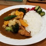 カレー屋 パクパクもりもり - 野菜唐揚げカレー(ご飯少なめ&倍辛)　930円