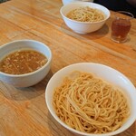 麺家 彩華 - 醤油つけ麺(中盛り)。