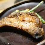 アグリスケープ - ニンニクの芽とスパイシースペアリブ