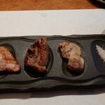 焼鳥YAMATO - 近江シャモ10日間熟成の膝の上，ふくらはぎ，おしりの炭火焼き