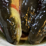 かぶと - 天然のうなぎ（まだ動いていて、ちょっと怖い)