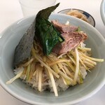 ラーメンショップ - ネギ丼（税込270円）。平日ランチタイムなら200円で味わえます