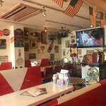 T’s★Diner - 店内ファンキーですね