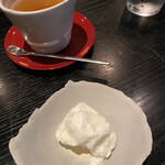 ラ・ボンヌターブル - 