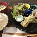 ブック＆カフェ喫茶去 - 