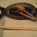 奈良町豆腐庵 こんどう - 白和え、生麩田楽、おから豆乳です。豆腐料理もバリエーション豊か。